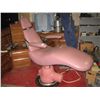 Image 1 : DENTAL CHAIR- ALL WORKING