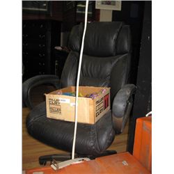 EXECUTIVE OFFICE CHAIR - BLACK