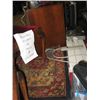Image 1 : FLORAL WOOL AREA RUNNER