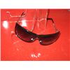 Image 3 : SUN GLASSES - GUESS