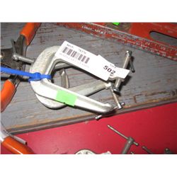 BUNDLE OF C-CLAMPS