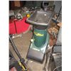 Image 1 : YARD WORKS SHREDDER