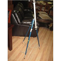 EASEL - BLUE