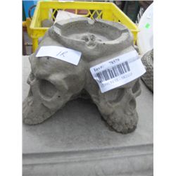 CONCRETE - SKULLS