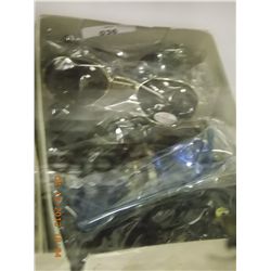 SUNGLASSES - NEW - 12 PER LOT