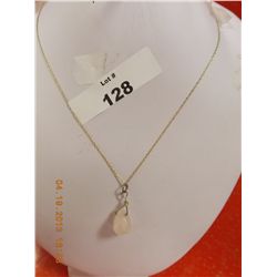 NECKLACE - 10K GOLD 18" CHAIN & CUT MOONSTONE