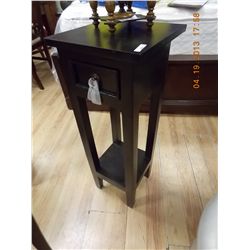 MAHOGANY SIDE TABLE - NEW - 1 DRAWER