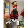 Image 1 : COLLECTABLE DOLL