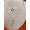 Image 1 : NECKLACE - 10K GOLD 18" CHAIN & CUT MOONSTONE