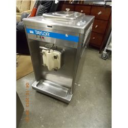 TAYLOR SOFT ICECREAM MAKER