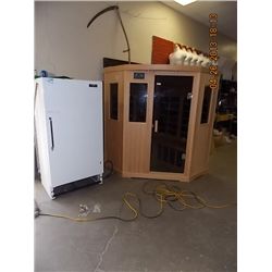 Infrared Sauna Elite Series EC-4H (4 Person Hemloc This luxurious corner unit has a three-sided fron