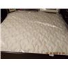 Image 2 : KING MATRESS  - USED - IN REALLY GOOD CONDITION