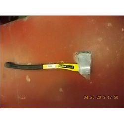 AXE - FIBRE GLASS HANDLE - 2 1/2LB