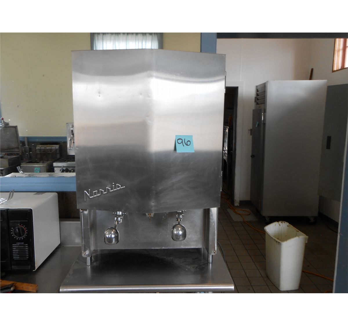 Norris Milk Chiller/Juice Dispenser with 2 Dispensers