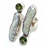 Image 1 : Silver and Biwa Pearl & Peridot Ring