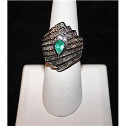 14K GOLD DIAMOND AND EMERALD RING