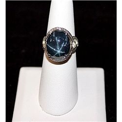 14K GOLD DIAMOND AND BLUE STAR SAPPHIRE RING