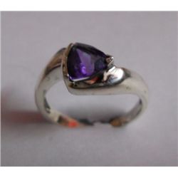 2.860g Ring of Amethyst Sterling Silver