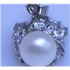 Image 1 : 15.35 CTW WHITE PEARL AND CZ PENDANT