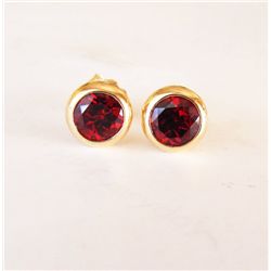 Natual Garnet Stud Earring 3.10Ct 14k Y/g