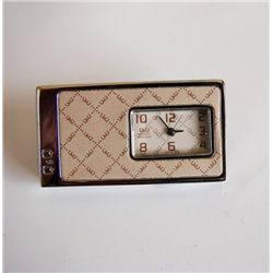 Money Clips Q&Q Quartz Water Resist  Watch