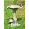 Image 1 : FISHING FROG MUSHROOM BIRDBATH