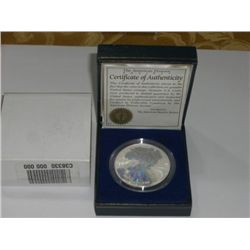 2002 SILVER EAGLE LIMITED MINTED *HOLOGRAM* SILVER EAGLE COMES IN ORIGINAL BOX/PACKAGE WITH COA!!