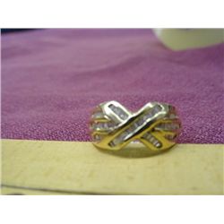 14K Gold Ribbon Ring with 58 Baguettes 1 CTTW Diamond Ring - Est Retail $1700