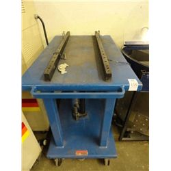 Vestol 2K Lb. Cap. Hydraulic Lift Table