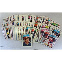 1988-89 Topps Hockey Complete NMT+ Set.