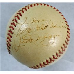 JOE DIMAGGIO AUTOGRAPHED BASEBALL