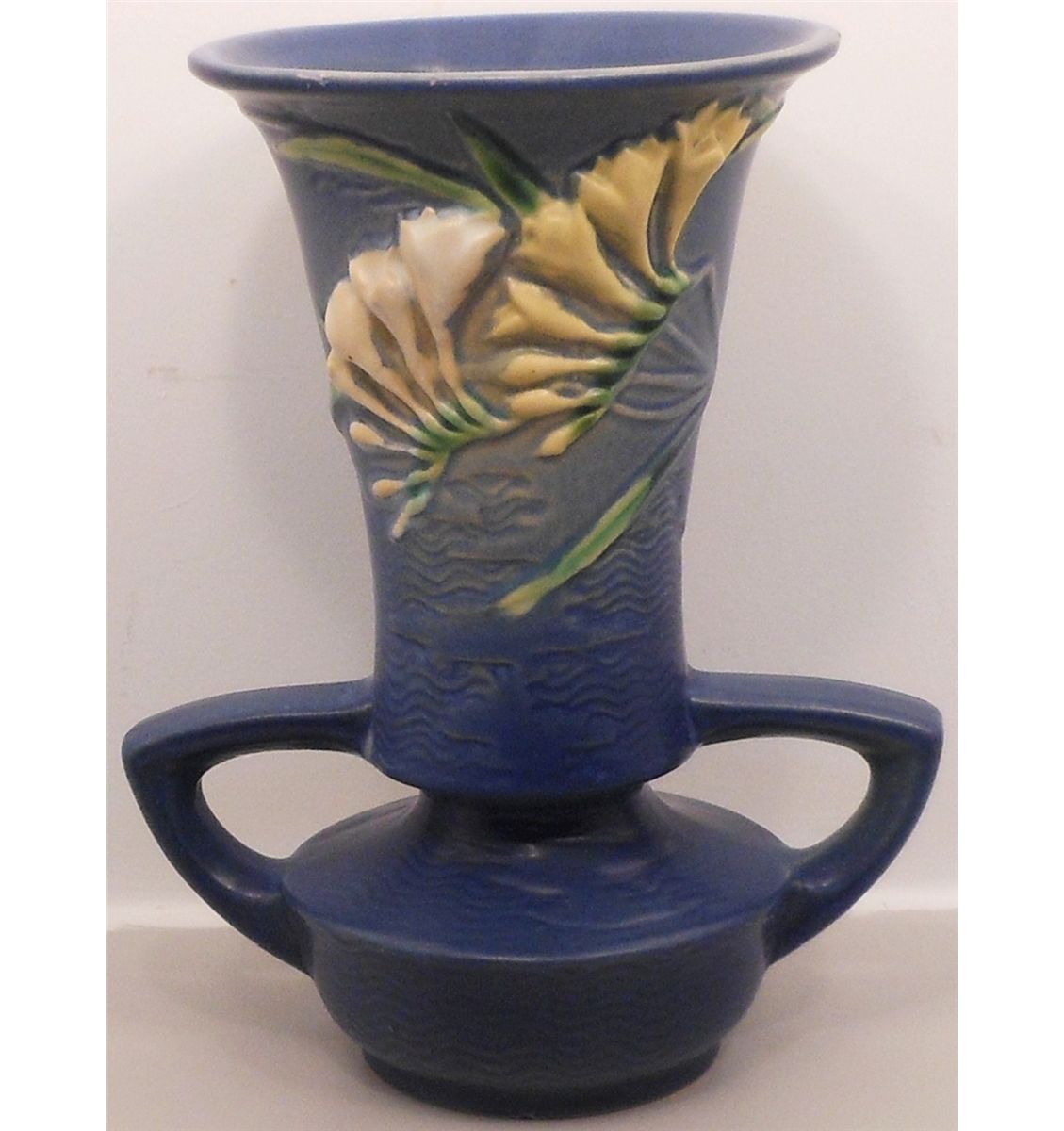 Roseville Blue Freesia Vase 124 7