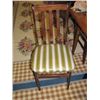 Image 2 : Brown Dinette Table