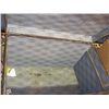 Image 4 : Old Vintage Trunk