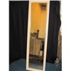 Image 1 : Beveled Mirror in Frame