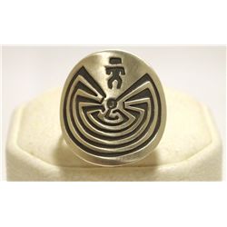 Navajo Sterling Silver Man on Maze Women's Ring - Stanley Gene