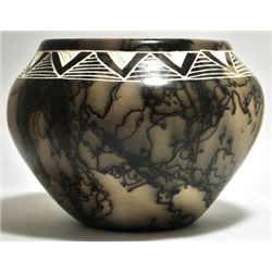 Acoma Pueblo Triangles Etched Horsehair Pottery - Gary Yellow Corn Louis
