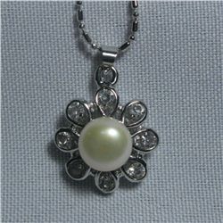 BLACK PEARL FLOWER CZ NECKLACE;