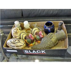 Box of assorted collectable items