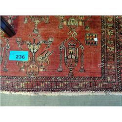Hand knotted persian area rug