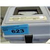 Image 1 : Hach chlorine test kit