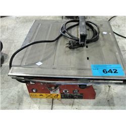 Tile cutting saw
