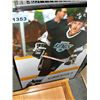 Image 1 : Framed wayne gretzky print