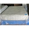 Image 1 : Double size mattress and boxspring set