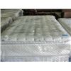 Image 1 : Double size mattress and boxspring set