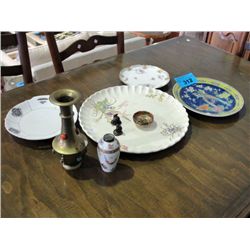 Lot of misc collectables; vases, plates, ornaments