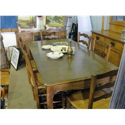 Dining room table with 6 rush seat chairs