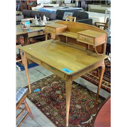 Early 1900s light mahogany writing desk