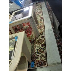 Hand knotted persian area rug