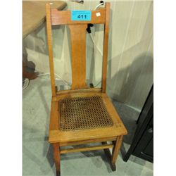 Oak nursing rocker